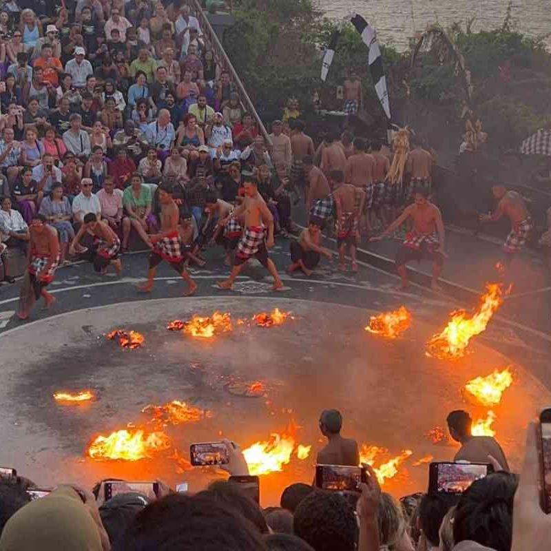 Jual Cakrawala Travel Services - Pertunjukan Tari Kecak & Api Uluwatu ...