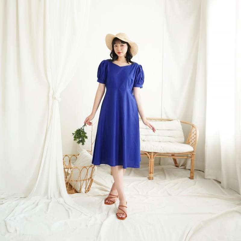 casual midi white dress White Midi Dress for Women – Elegant & Casual Summer Style – ISARA