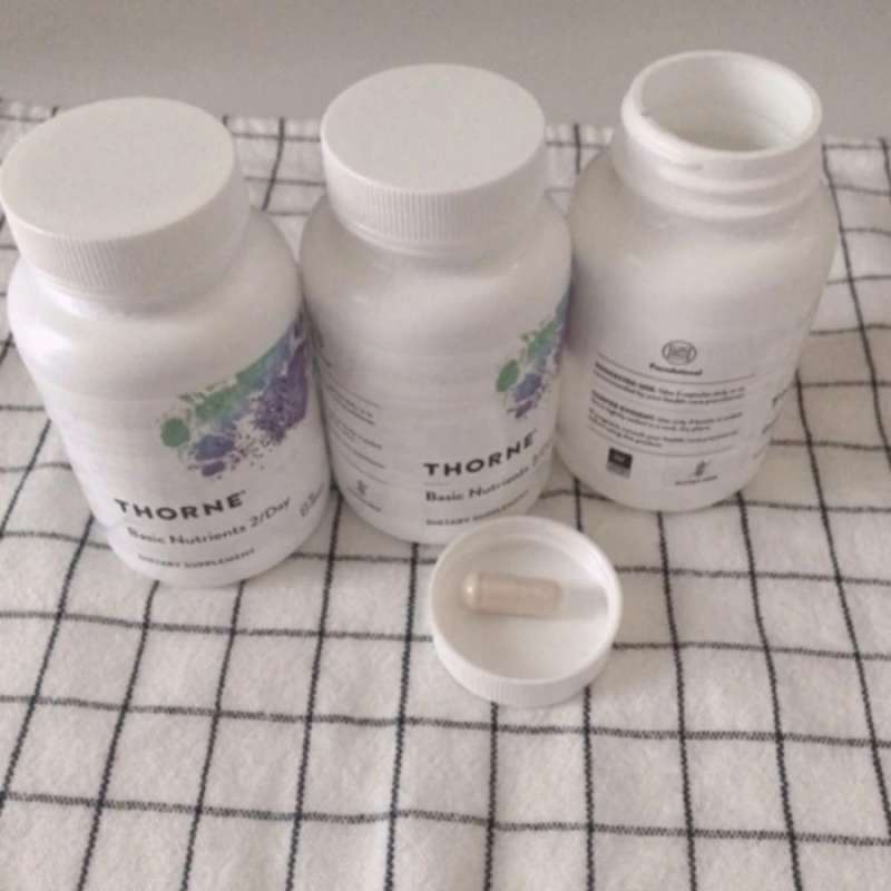 Promo Thorne Research Basic Nutrients 2/day, 60 Capsules Multivitamin ...