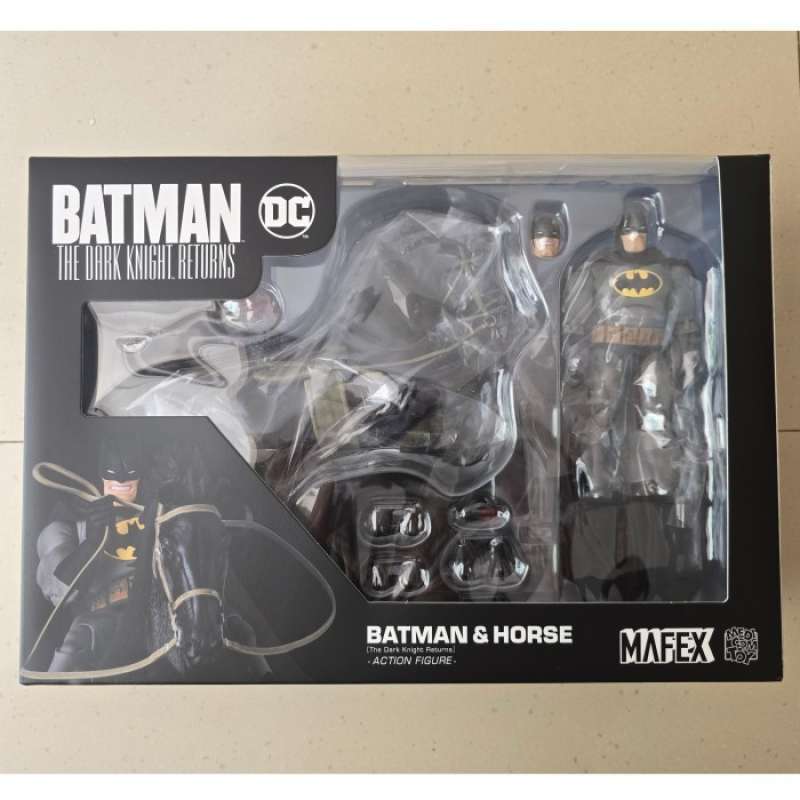 Promo Medicom Toy Mafex 205 Batman & Horse Batman The Dark Knight