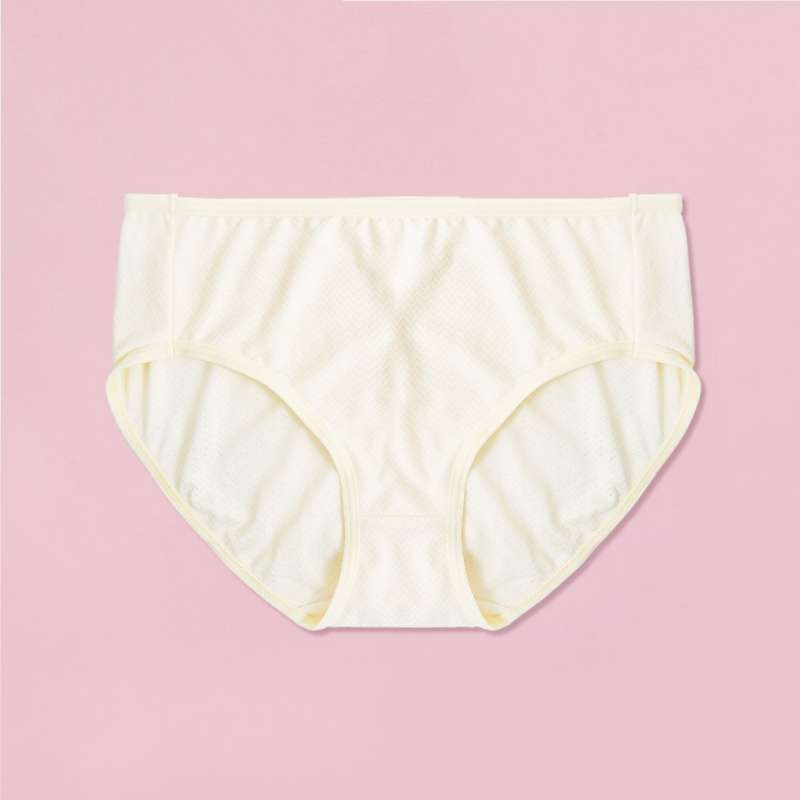 Nazoratchi qamoqxonada porno