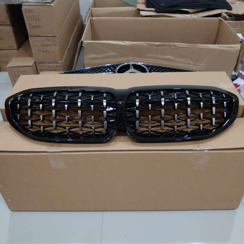 Jual Grill BMW G20 M Performance Diamond Grill BMW G20 2020 Black Chrome Multivariasi di