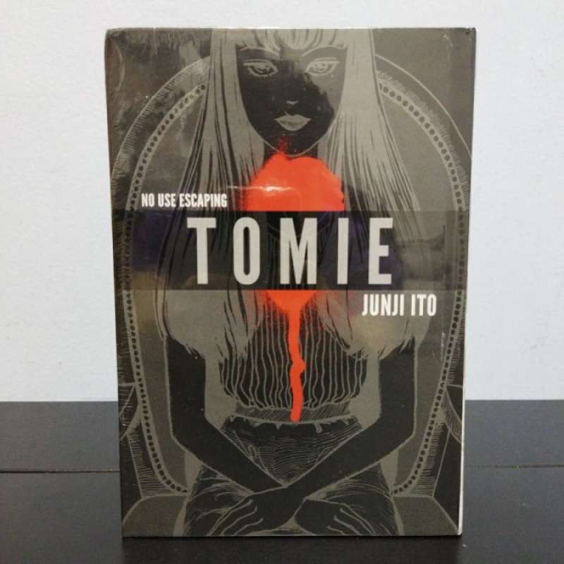Tomie: Complete Deluxe Edition" Von Junji Ito Buch Auf Englisch