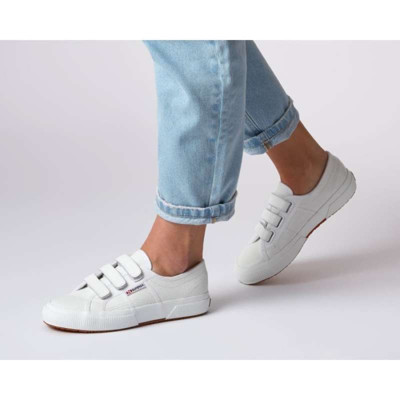 Jual Sepatu Sneakers Superga 2750 Cot3strapu White Cotu Strap 35 Di Seller Winter Cengkareng Timur Kota Jakarta Barat Blibli
