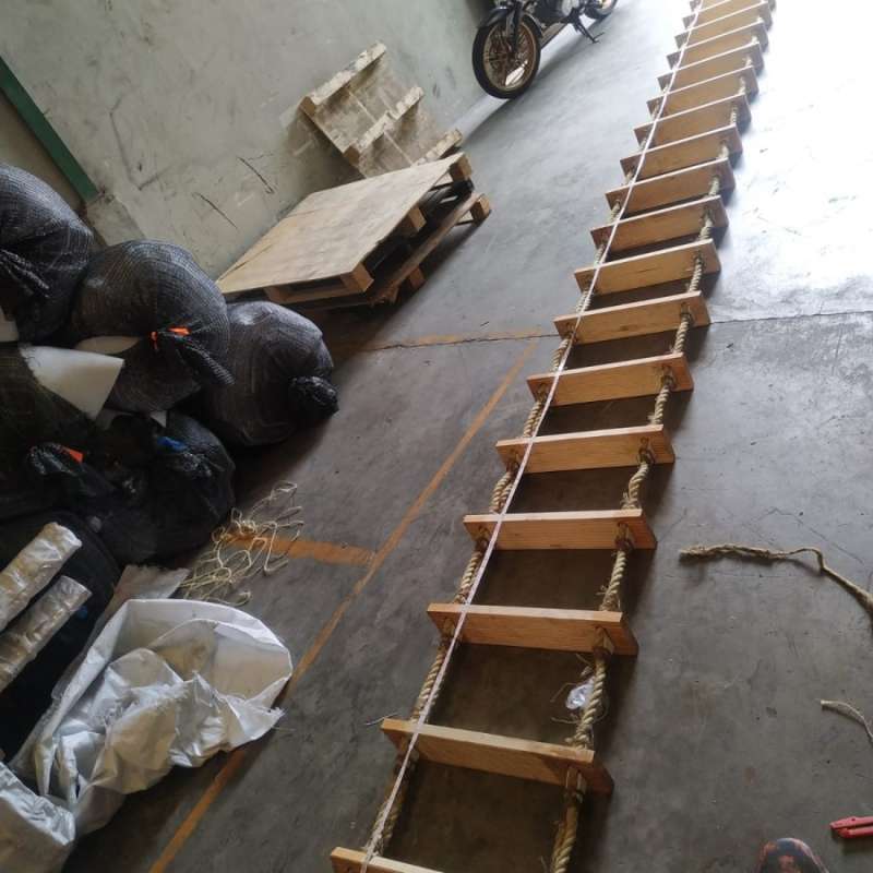 Jual Tangga Embarkation Ladder 20 Meter Ccs Cerficated Di Seller ...