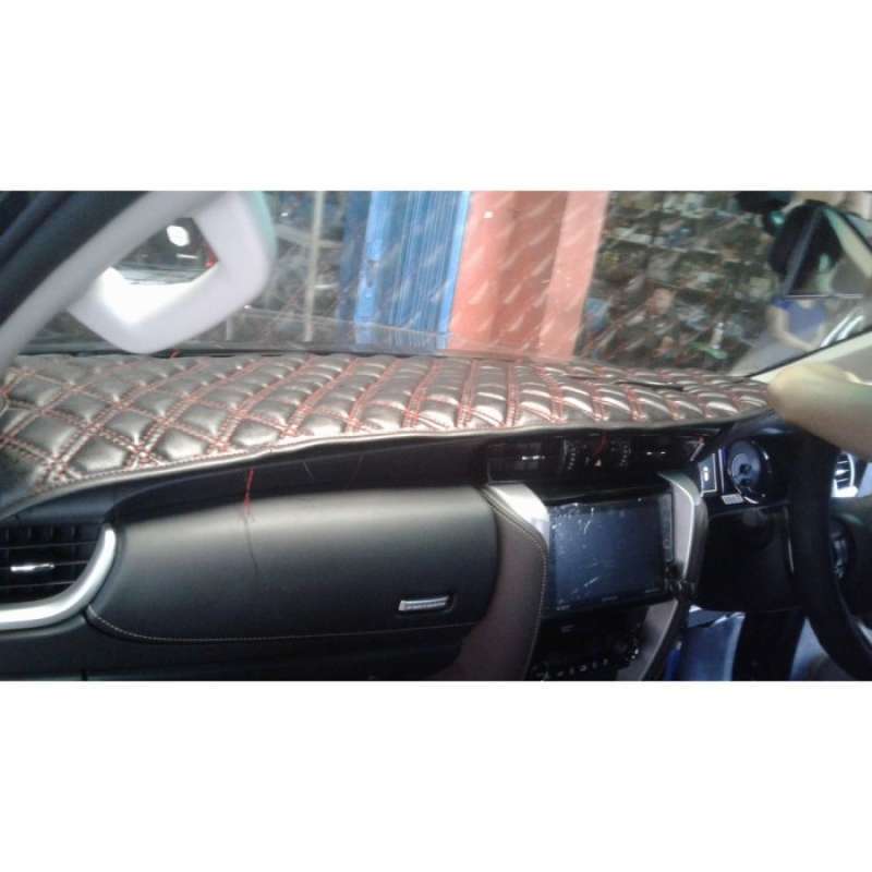 Memilih Alas Mobil Avanza yang Tepat: Panduan Lengkap untuk Kenyamanan dan Keawetan