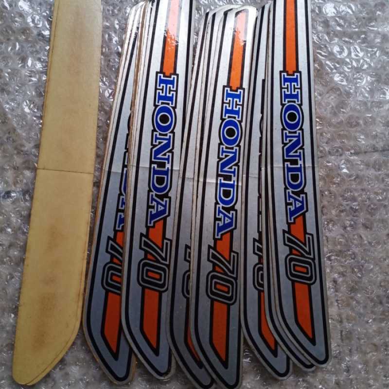 Promo stiker striping honda c70 honda c90 original baru - Multicolor