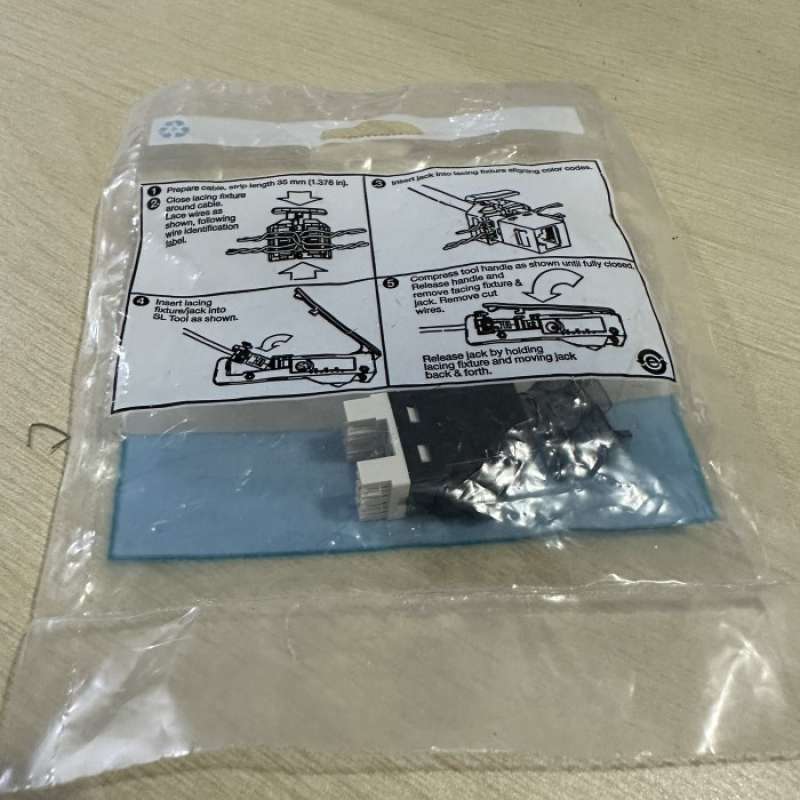 Jual AMP Commscope patch panel 48port cat6 SL series modular jack Hitam ...