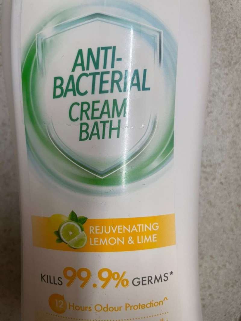 Promo WATSONS SHOWER GEL ANTI BACTERIAL/SABUN MANDI WATSONS ANTI