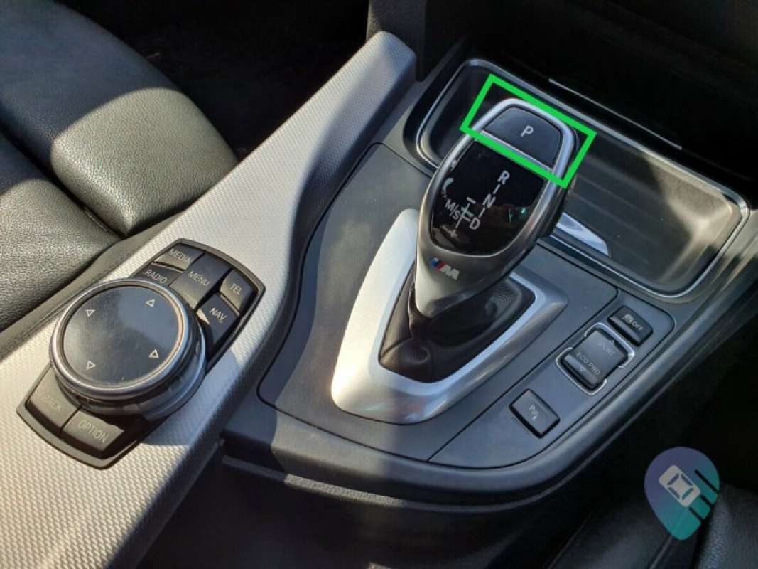 ALCANTARA GEAR SHIFTER SURFACE TRIM COVER FOR F10 / F07 / F01 / F02 / F25 / F26 BMW 5 / 7 / X3 / X4 Series