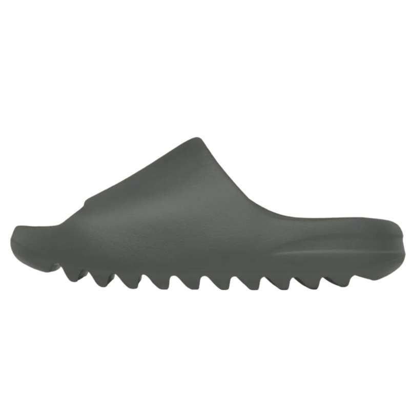 Yeezys superrrrr slides stockx