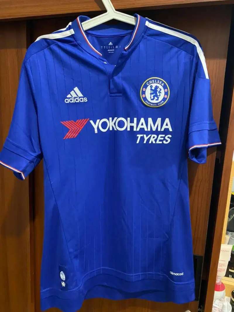 Baju bola chelsea 2018 discount