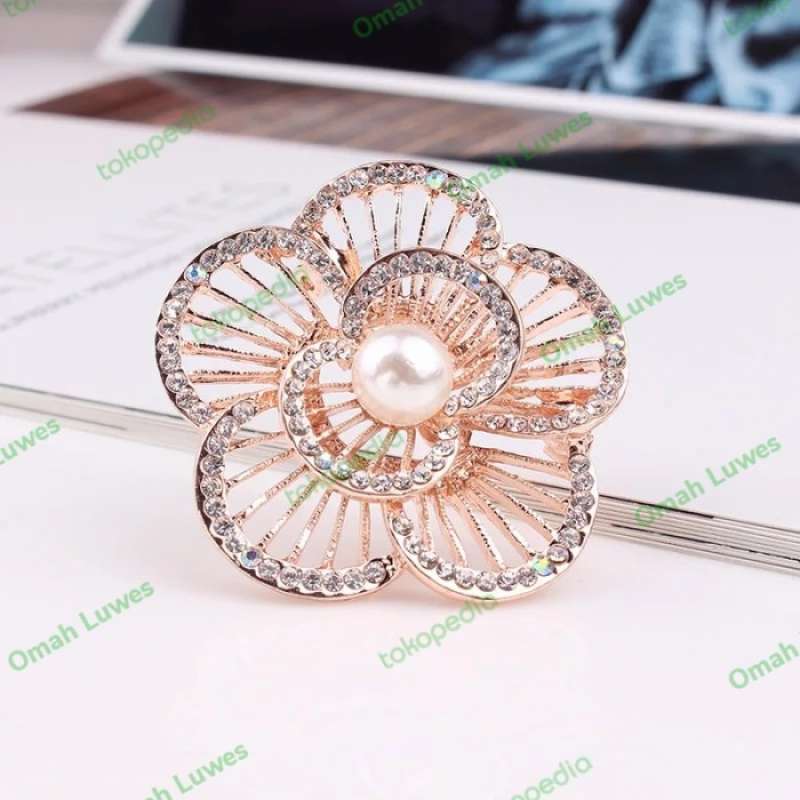 Harga brooch chanel original on sale