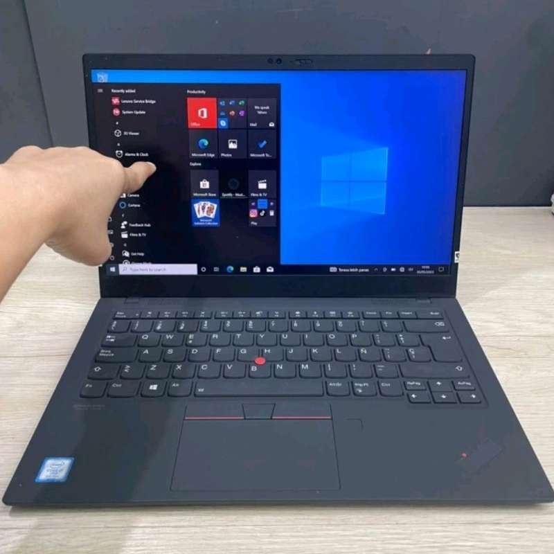 lenovo X1 Carbon gen8 i7 10世代 16GB 512GB Lenovo X1 Carbon Gen8 10世代i7 512GB 16GB Lenovo X1 Carbon Gen8 10