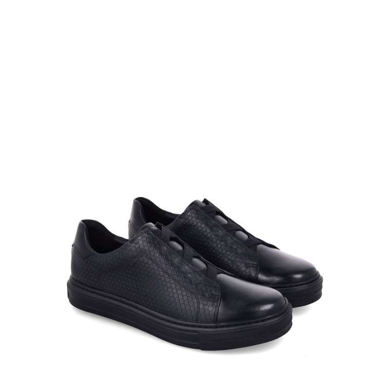 Bocorocco Trend 34 Nero Sneakers Pria Warna Hitam