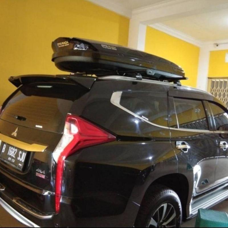 Roofbox Limitless Roof Box Series Merk Otorack Otoproject hitam putih