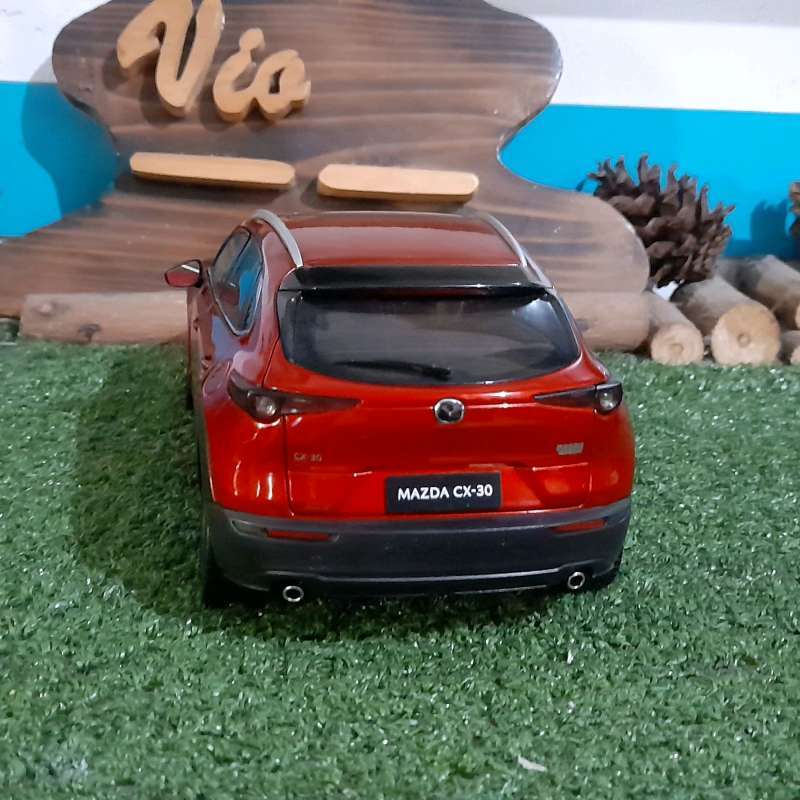 Modellino Auto 1:18 CHANGAN MAZDA CX30 SUV – Metallox, Colore Rosso, Hobby Collezione - Foto 2
