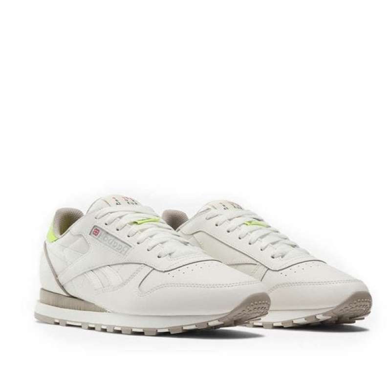 leather trainers mens white reebok trainers