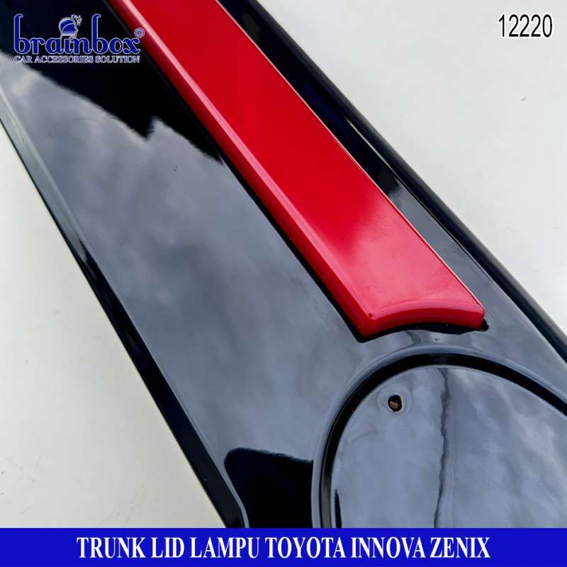 Jual Trunk Lid Toyota Innova Zenix Trunklid Lampu Led Belakang Bagasi ...