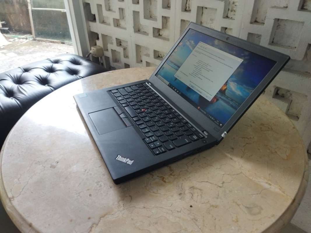Jual Thinkpad X270 Intel Core I3-7100u/4gb/256gb Second Mulus Di