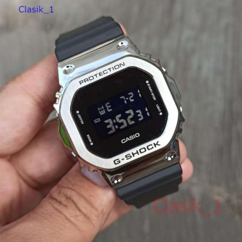 G shock 5600 1dr hotsell