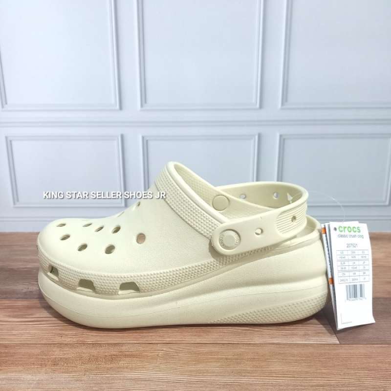 Harga sandal crocs original sales