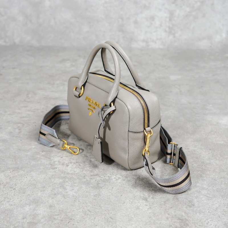 Jual Prada Ori Bag Model Premium Original Terbaru Harga Murah Desember 2024