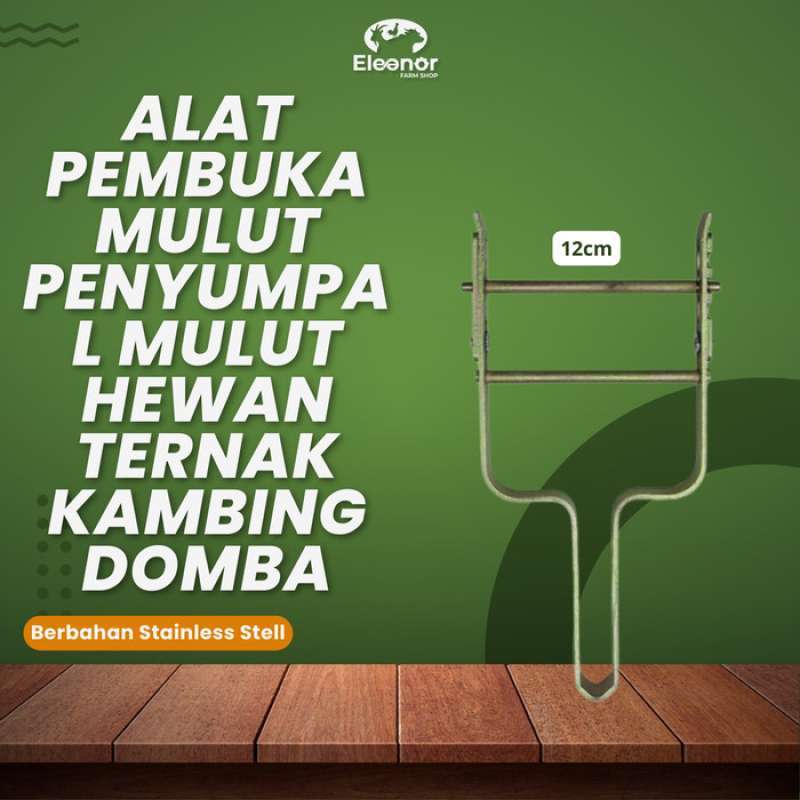 Politsiya kiyimidagi jojalarning fotosuratlari