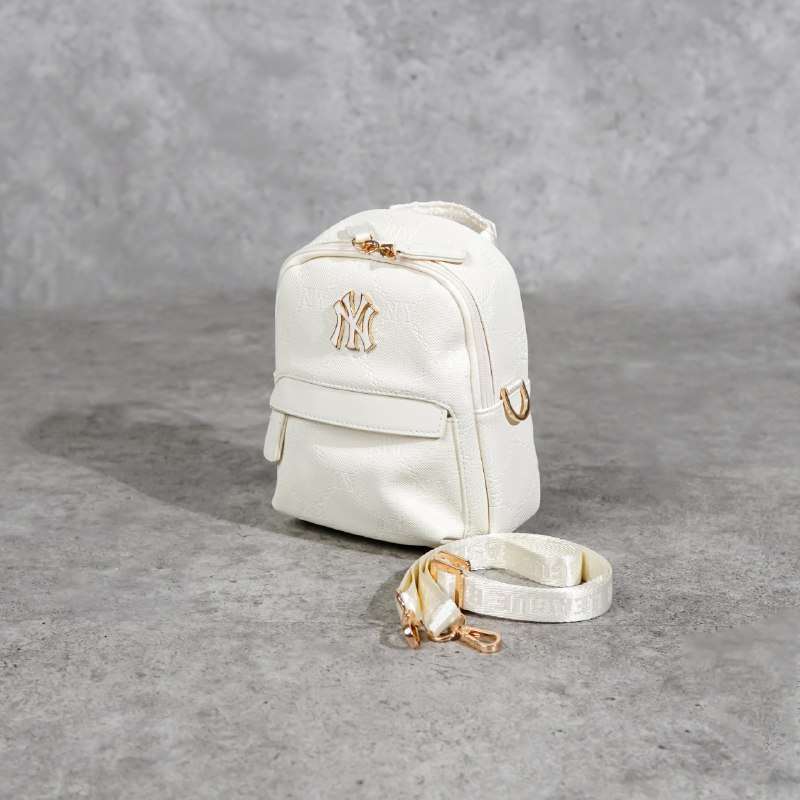 Tas MLB NY METAL MONOGRAM EMBOSSED CREAM BEBEBOO BACKPACK 100% ORIGINAL