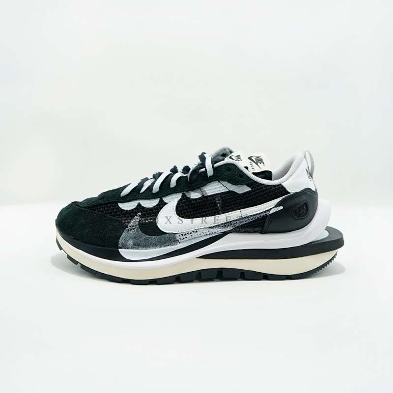 NIKE Vaporwaffle Sacai Black CV1363001 100% Authentic