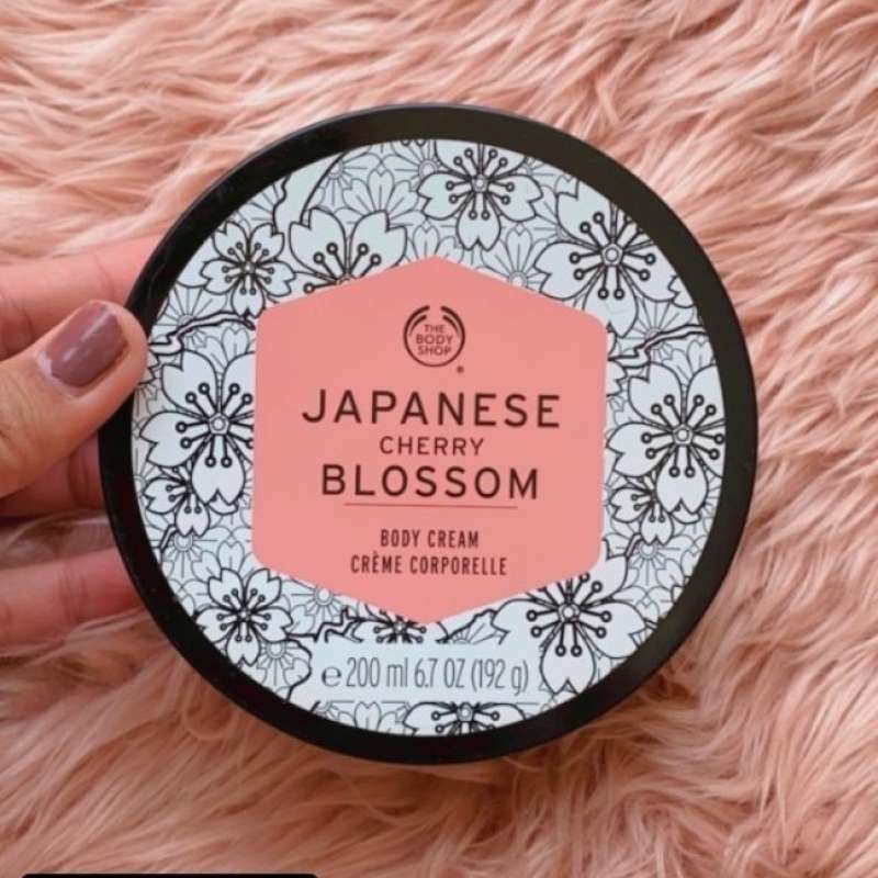 Promo Japanese cherry blossom body butter Diskon 33 di Seller QiaNayu