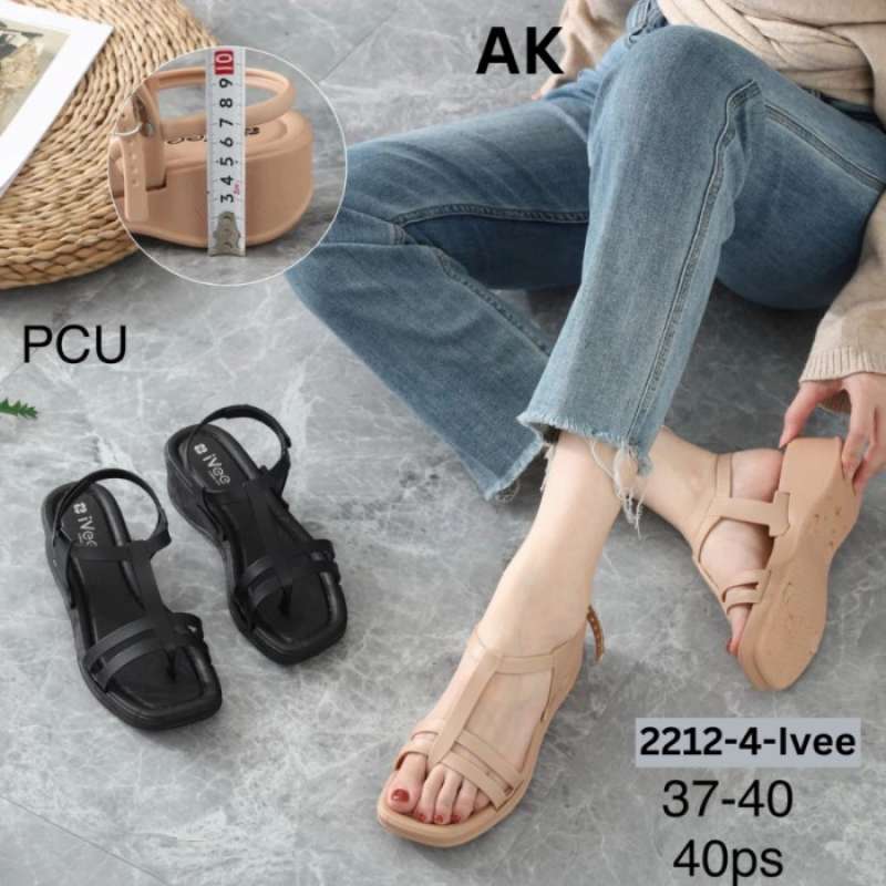 Promo Sepatu Sendal Wedges Wanita Model Tali Hak Sol Tinggi Model Korea Baru Black 36 Diskon 31 Di Seller Next Store Linggajaya Kota Tasikmalaya Blibli