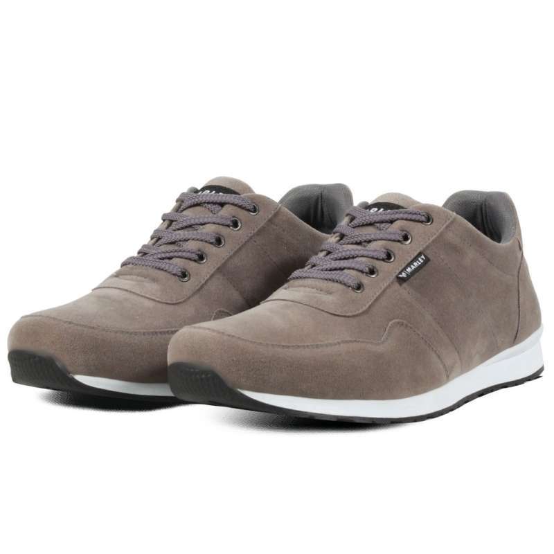 Sepatu Sneakers Pria Casual Sporty Joging Austin 03 Bahan Suede Abu  (510-20) 41