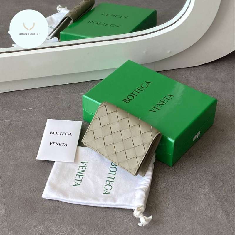 Bottega business card holder
