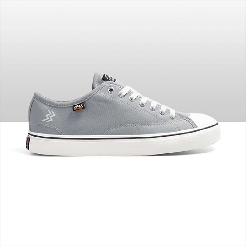 harga sepatu geoff max footwear