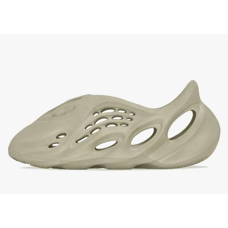 Yeezy Foam Runner RNR Stone Salt [GV6840]