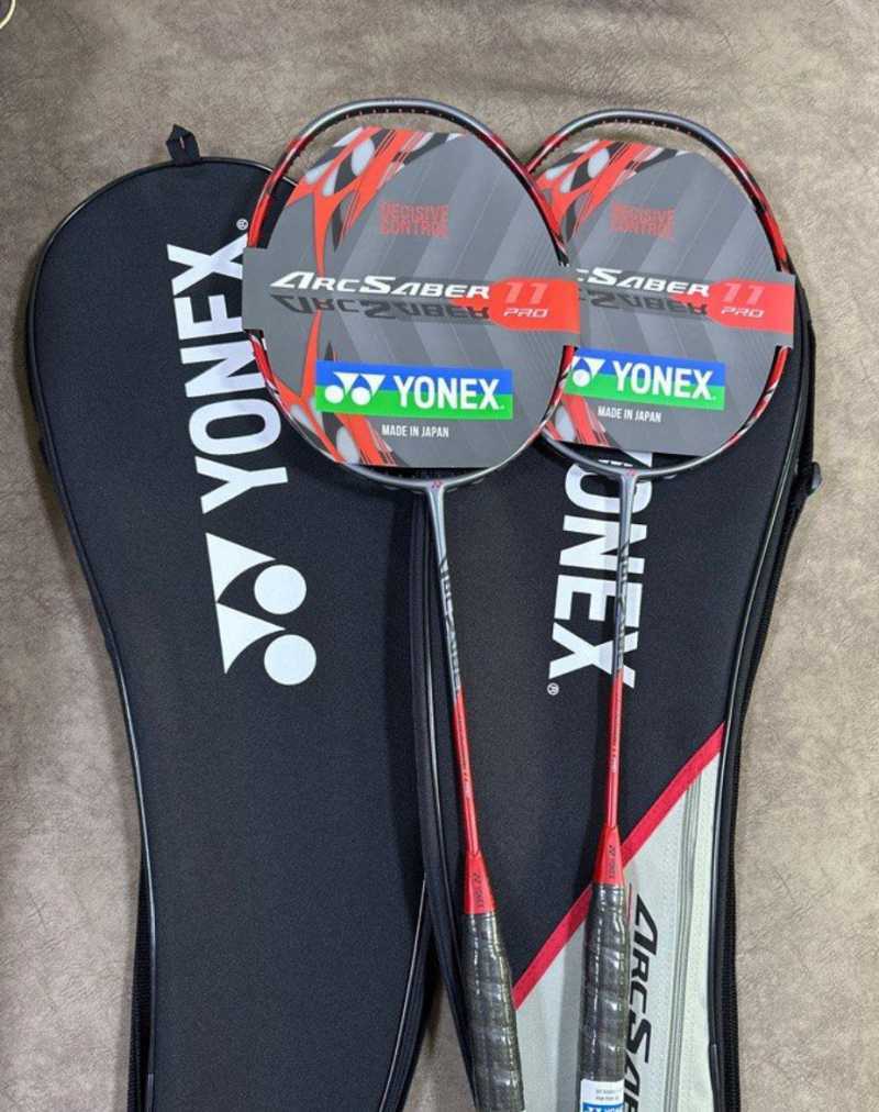 アークセイバー11pro 4UG5 アークセイバー11pro 4ug5 YONEX ARCSABER 11 PRO 4UG6 - FREE GRIP