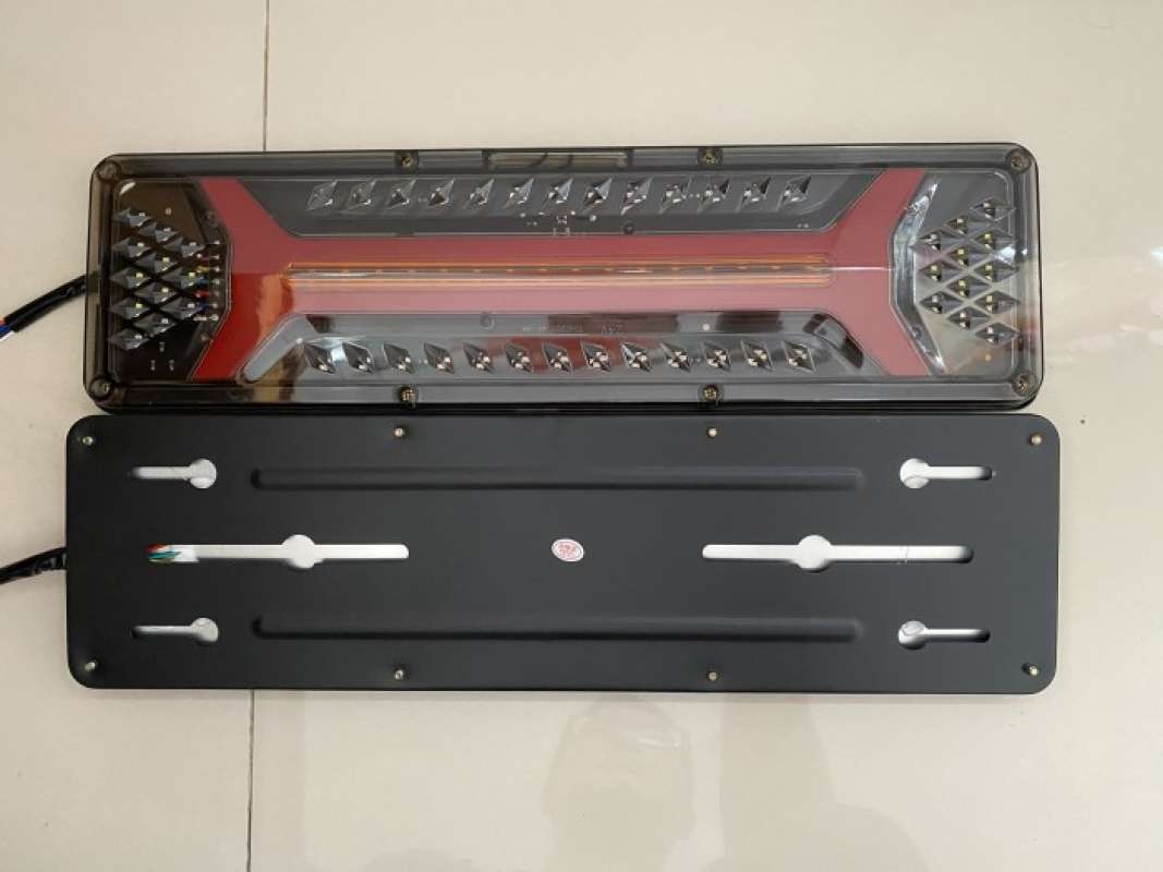 Promo Stop Lamp Lampu Truk 24 Volt Model Diamond X 46cm Diskon 28 Di