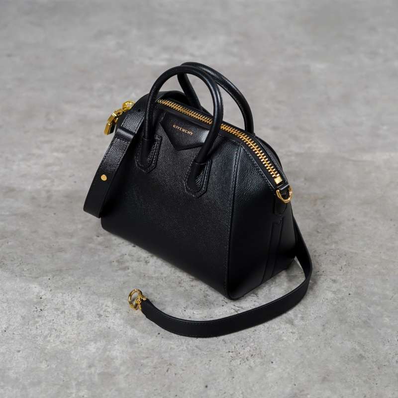 Harga tas givenchy antigona original outlet
