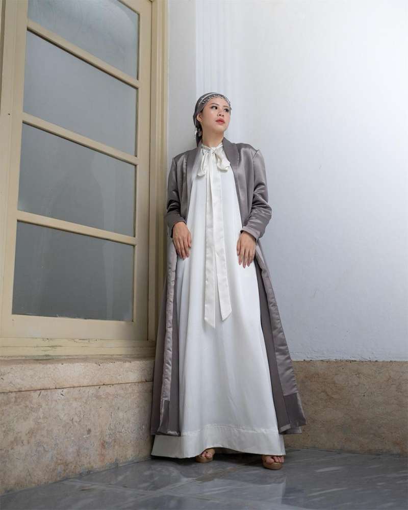 green emerald velvet dress Middle East abaya Muslim women's Maxi dress solid color pleated elegan –  PRINGBUD ISLAMIC CLOTHING main image 0