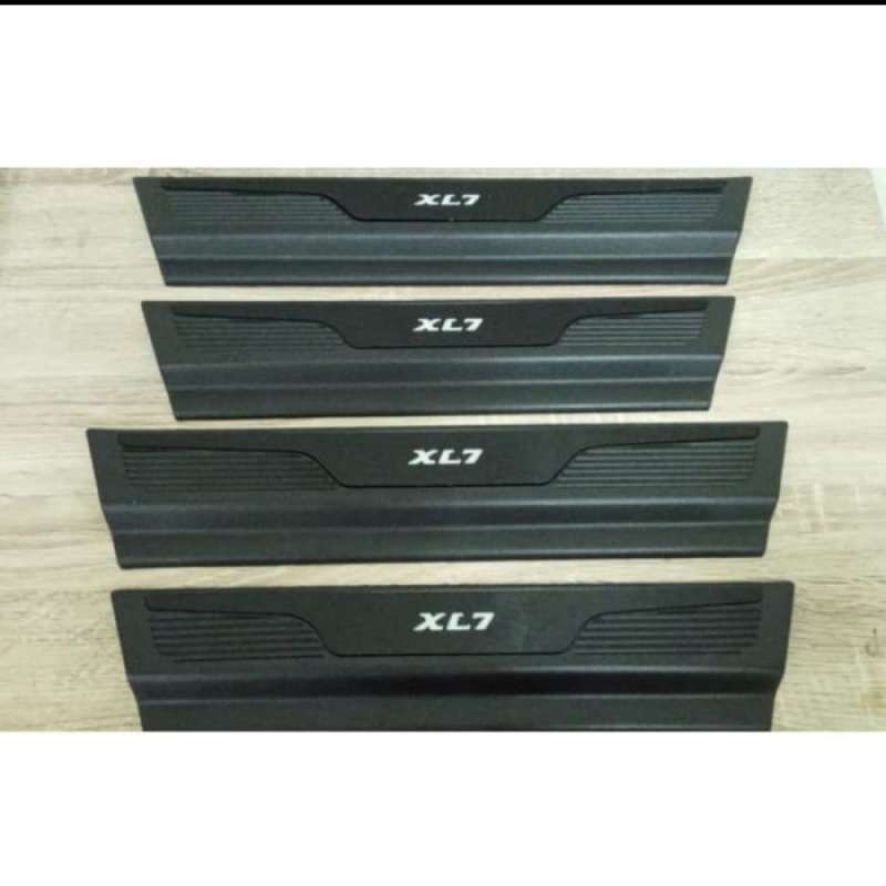 Promo Sillplate Sill Plate Samping Suzuki XL7 Tulisan Putih Diskon 26