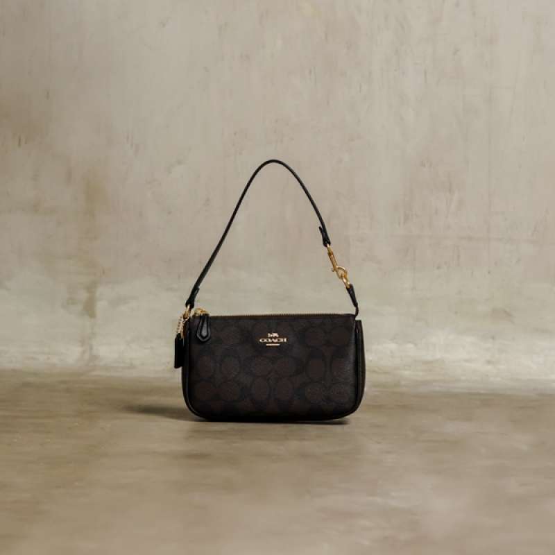 Promo Tas Coach Monogram Dark Brown Black Ghw Hobo Bag 19x11x5cm 100 Original Diskon 57 Di Seller Hypesneaker.idn Official Store Hypesneaker.id Kota Semarang Blibli