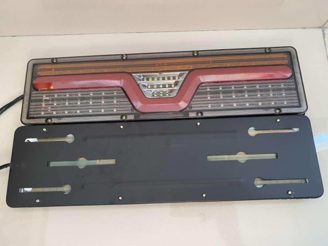 Promo Stop Lamp Lampu Truk 24 Volt Model V Ukuran 40cm Dan 46cm 46cm