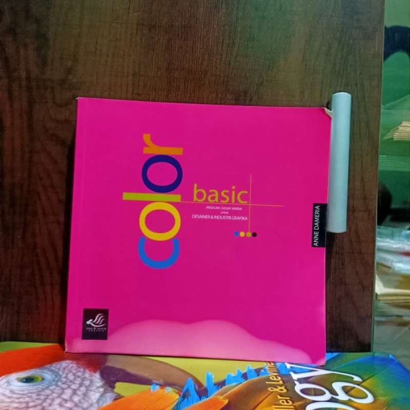 Jual Color Basic Panduan Dasar Warna Untuk Desainer & Industri Grafika ...