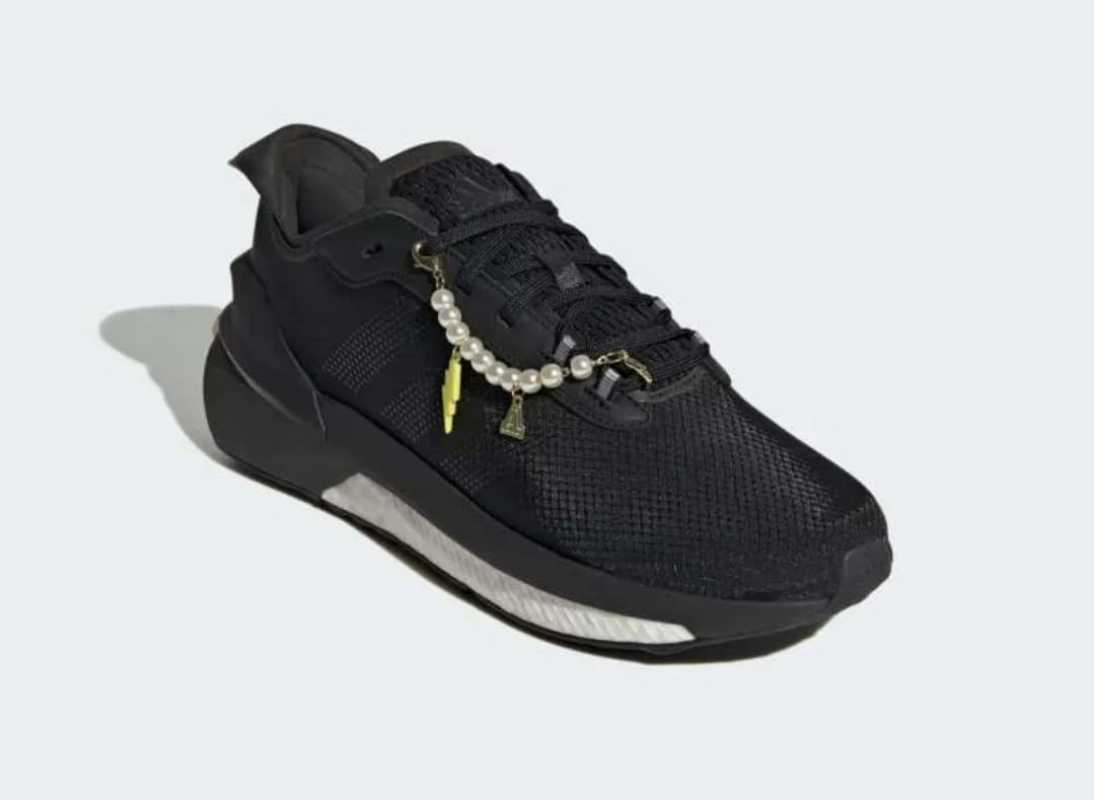 Sepatu Adidas Pharrell Hat Adidas X Pharrell Williams Human Race