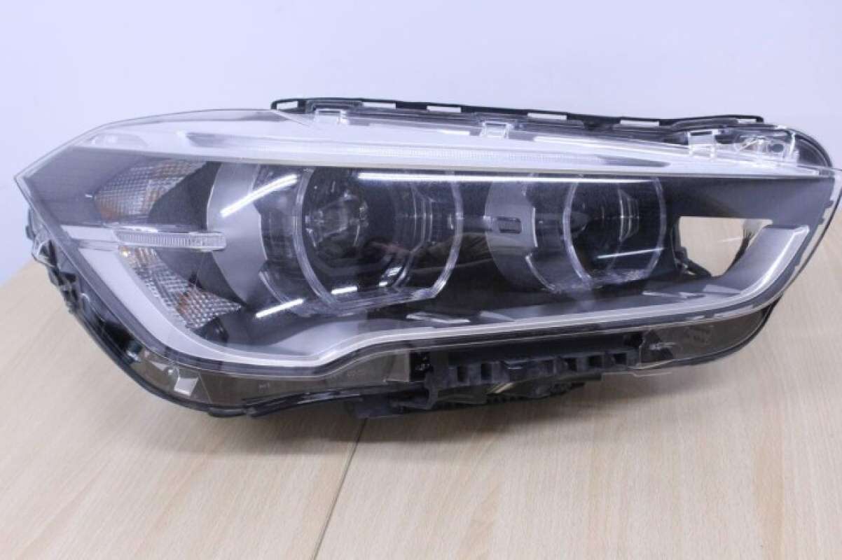 BMW F48 右ヘッドライトアッセンブリー BMW F48 右ヘッドライトアッセンブリー （Bmw x1 f48 2016-2019