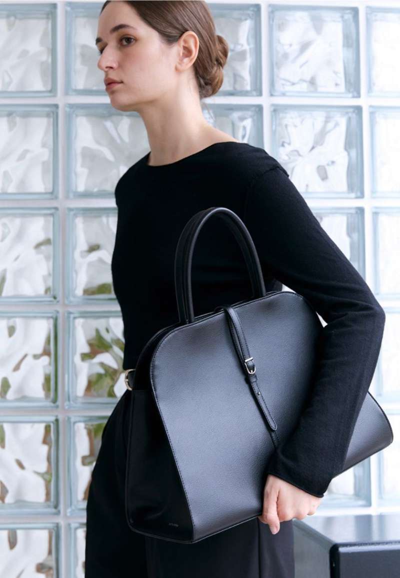 Promo Monorow Blanc Large Black Diskon 20% Di Seller