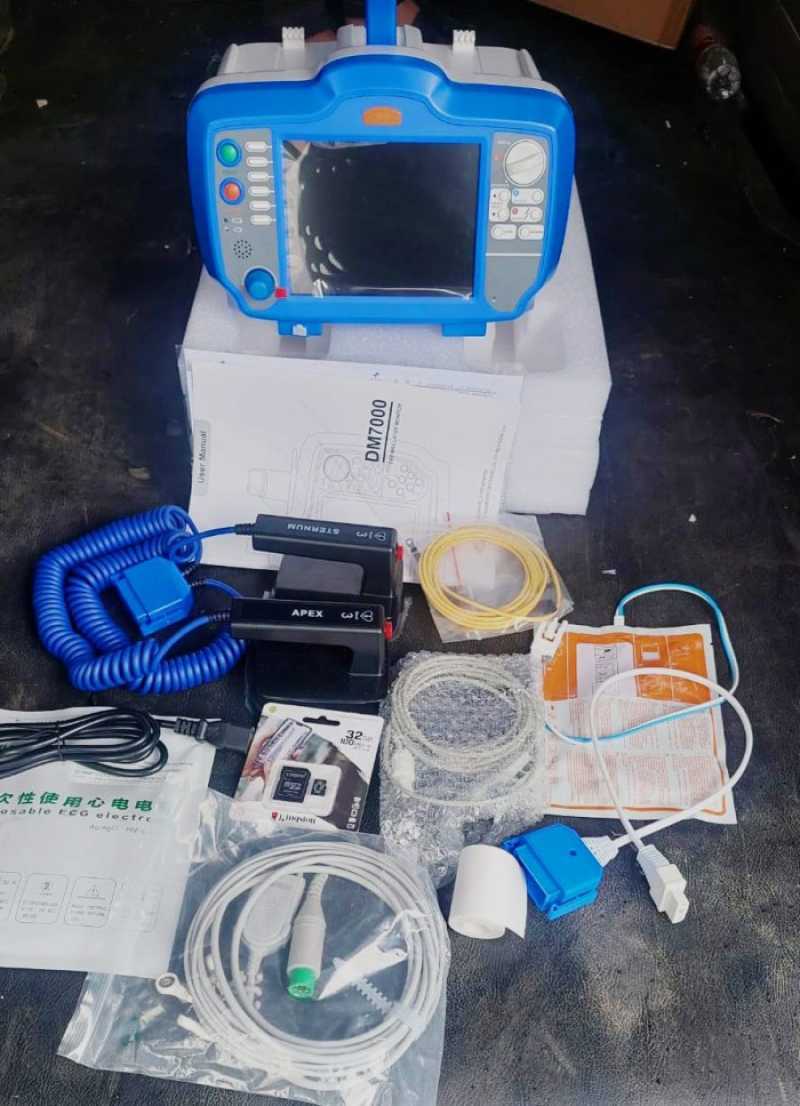 Promo Defibrilator DM 7000 / Defibrillator DM 7000 biru/putih Diskon 23 di Seller Indah