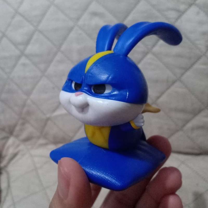 Promo Captain Snowball Happy meal rabbit secret life of pets 2 Burger ...