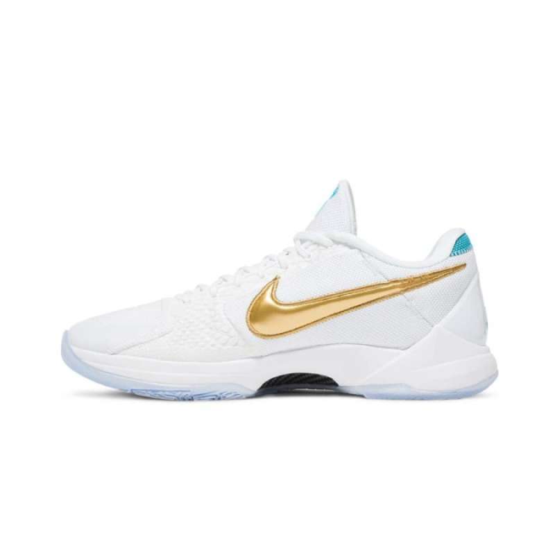 Sepatu basket kobe best sale